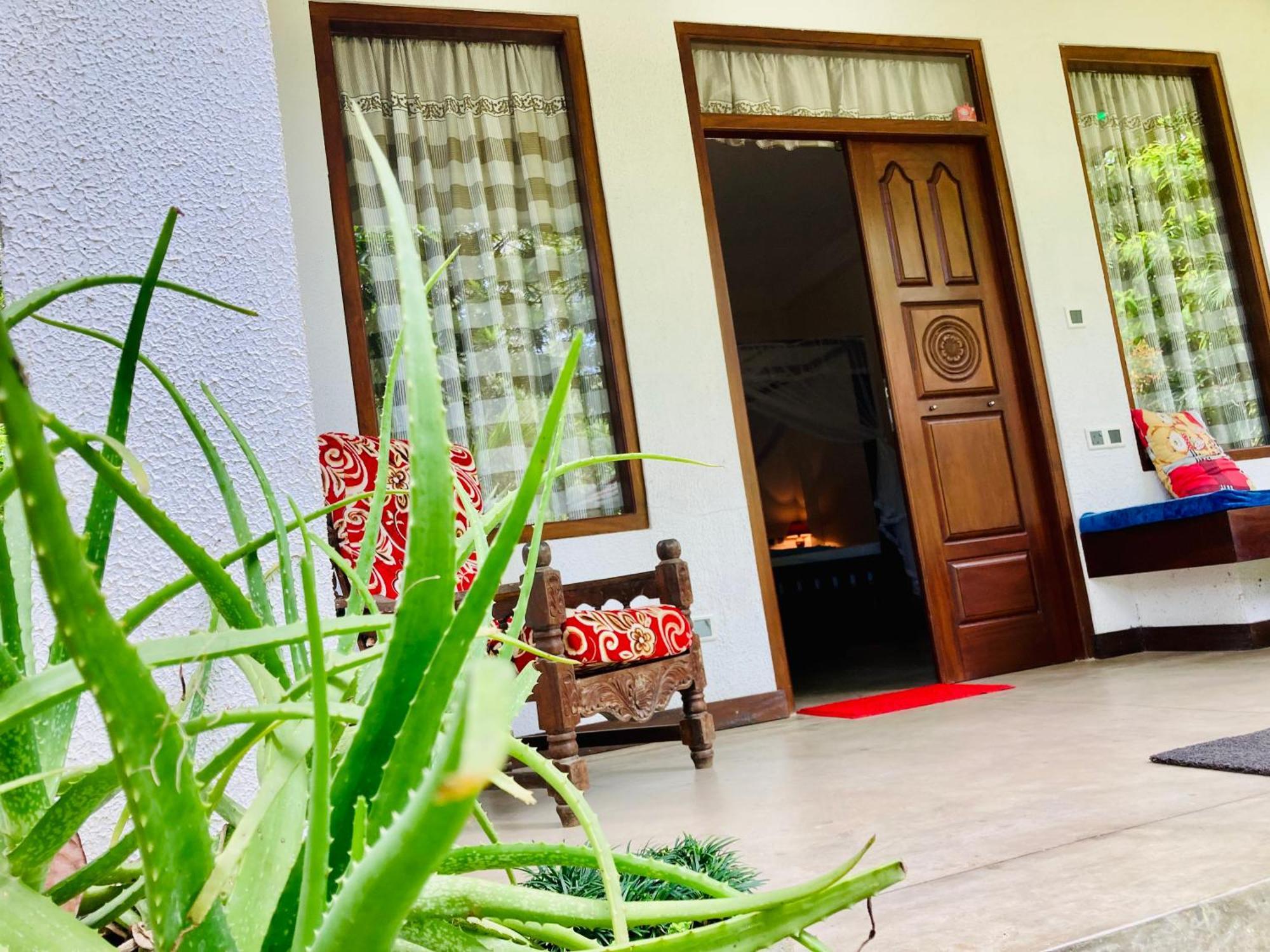 Mountain seaview Cabanas Tangalle Exterior foto