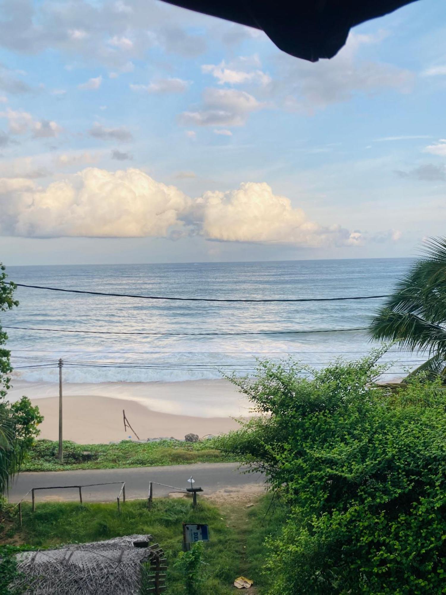 Mountain seaview Cabanas Tangalle Exterior foto